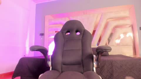 Natacha  online show from 24, 4, 2026