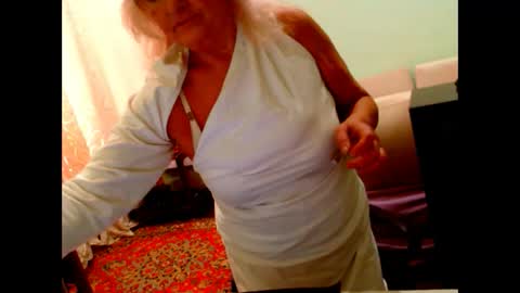 Snapshot of natali7634 chatting on 19, 10, 2025 natali online show from 19, 10, 2025