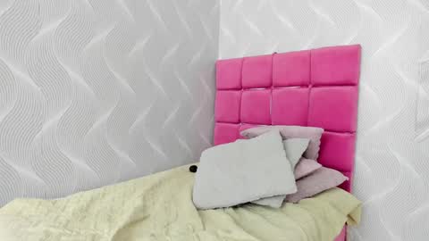 Snapshot of natalia_aguirre chatting on 23, 12, 2024 Naty online show from 23, 12, 2024