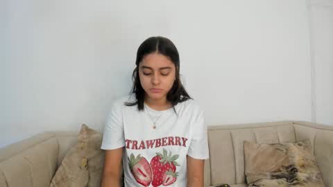 Naty  online show from 30, 10, 2025