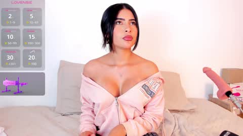 Snapshot of nataliaa___ chatting on 26, 1, 2025 nataliaa___ online show from 26, 1, 2025