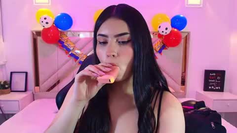 natalie  online show from 8, 7, 2026