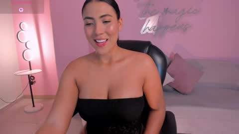 Snapshot of natalielewis_ chatting on 23, 4, 2026 Natalie Lewis online show from 23, 4, 2026