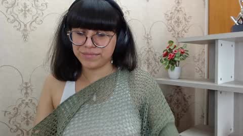 Snapshot of nataly_cloud chatting on 15, 1, 2025 N A T A L Y online show from 15, 1, 2025