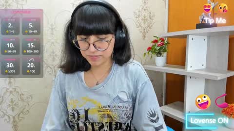 Snapshot of nataly_cloud chatting on 4, 2, 2025 N A T A L Y online show from 4, 2, 2025