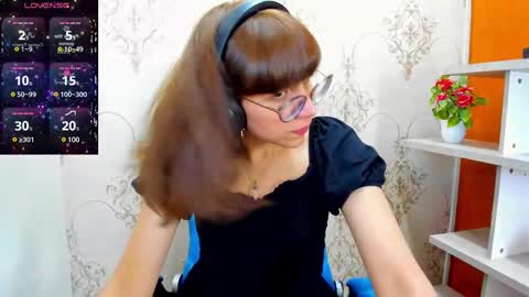 Snapshot of nataly_cloud chatting on 25, 2, 2025 N A T A L Y online show from 25, 2, 2025