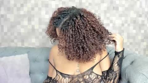 Naty online show from 24, 10, 2025