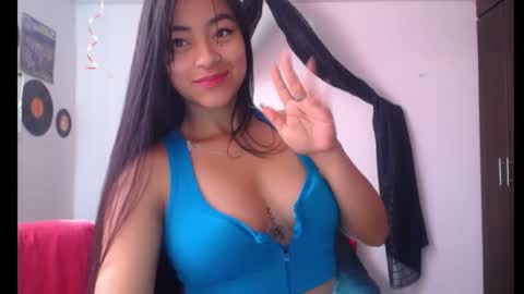 Snapshot of natalyescobar_lx chatting on 18, 1, 2025 Nataly Escobar online show from 18, 1, 2025
