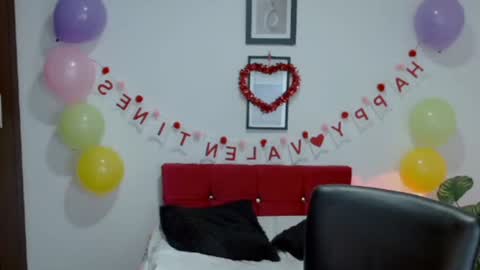 Snapshot of natalyescobar_lx chatting on 9, 9, 2025 Nataly Escobar online show from 9, 9, 2025