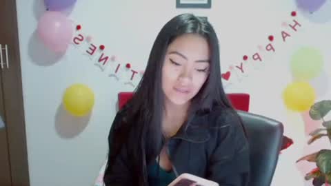 Snapshot of natalyescobar_lx chatting on 12, 9, 2025 Nataly Escobar online show from 12, 9, 2025