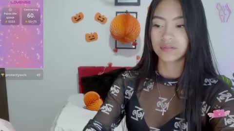 Snapshot of natalyescobar_lx chatting on 7, 10, 2025 Nataly Escobar online show from 7, 10, 2025