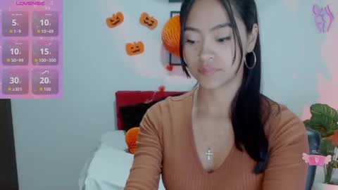 Snapshot of natalyescobar_lx chatting on 9, 10, 2025 Nataly Escobar online show from 9, 10, 2025