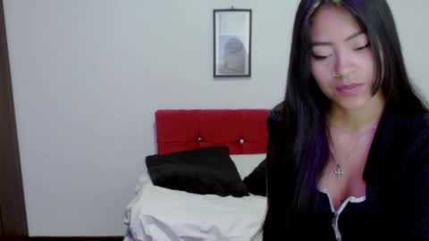 Snapshot of natalyescobar_lx chatting on 24, 11, 2025 Nataly Escobar online show from 24, 11, 2025