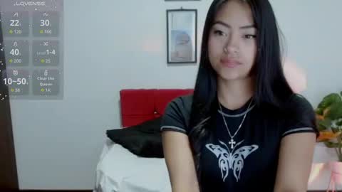 Snapshot of natalyescobar_lx chatting on 28, 11, 2025 Nataly Escobar online show from 28, 11, 2025