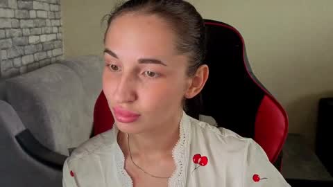 Nataly online show from 10, 4, 2026