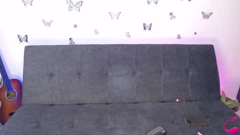   online show from 24, 2, 2025