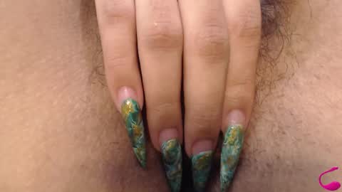   online show from 27, 2, 2025