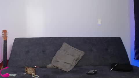   online show from 9, 9, 2025