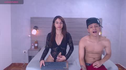 Natasha y Savage online show from 9, 5, 2026