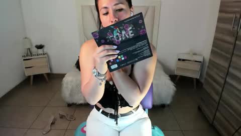 Natasha Bernett online show from 28, 2, 2026