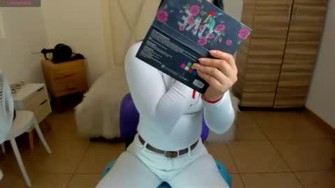 Snapshot of natasha_bernett chatting on 21, 4, 2026 Natasha Bernett online show from 21, 4, 2026