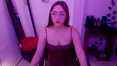 natasha_romanof18 online show from 13, 1, 2026