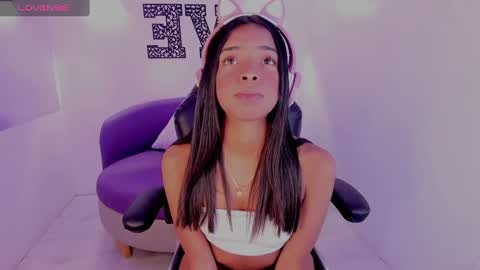 Snapshot of natasha_smith_ws chatting on 28, 1, 2025 Natasha  online show from 28, 1, 2025