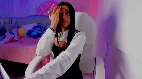 Snapshot of natasha_smith_ws chatting on 28, 2, 2025 Natasha  online show from 28, 2, 2025