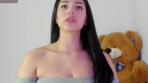 Snapshot of natasha_su chatting on 1, 12, 2024 Natalia online show from 1, 12, 2024