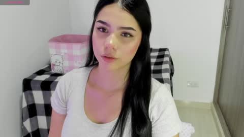 Snapshot of natasha_su chatting on 2, 2, 2025 Natalia online show from 2, 2, 2025
