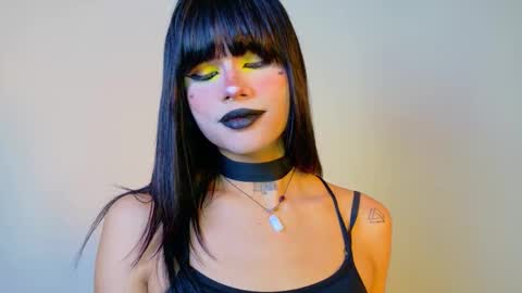 Natahsa  online show from 14, 11, 2025