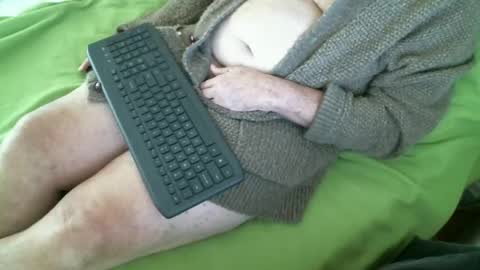 Snapshot of nate1x chatting on 4, 12, 2024 nate1x online show from 4, 12, 2024