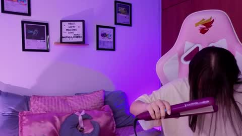 Snapshot of nathalia_ramirez_ chatting on 1, 3, 2026 Nathalia Ramirez online show from 1, 3, 2026