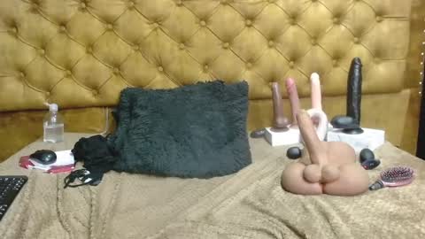 Nathalia online show from 1, 3, 2025