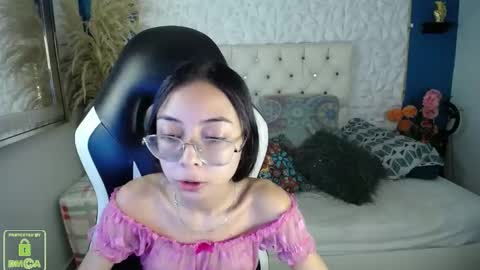 Snapshot of nathaliasweet_1_ chatting on 2, 12, 2025 nathaliasweet_1_ online show from 2, 12, 2025