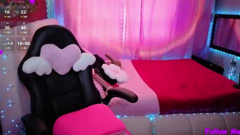 Nathalie online show from 6, 4, 2026