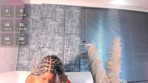 Snapshot of nathalyleen chatting on 17, 5, 2026 online show from 17, 5, 2026