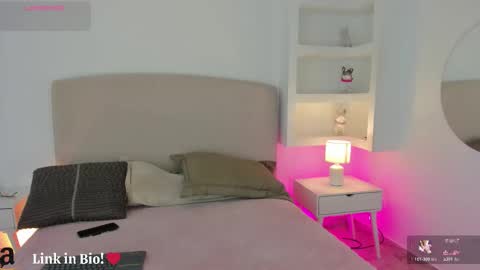 Snapshot of nathalyn05 chatting on 10, 11, 2025 NATHALY online show from 10, 11, 2025