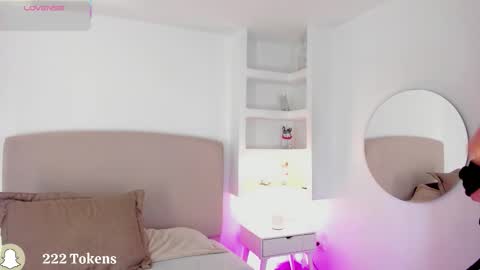 Snapshot of nathalyn05 chatting on 21, 11, 2025 NATHALY online show from 21, 11, 2025