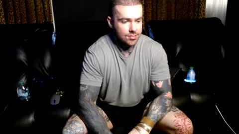 Snapshot of nathaniel_13 chatting on 19, 6, 2026 NathanielFlex online show from 19, 6, 2026