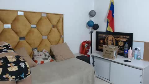 Snapshot of nathy_voyeur chatting on 26, 4, 2026 nathy_voyeur online show from 26, 4, 2026