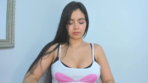 Snapshot of nathyy_garcia chatting on 30, 10, 2025 Nathyy online show from 30, 10, 2025