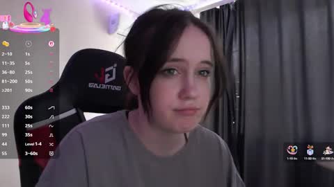 Snapshot of natsuki2005 chatting on 13, 9, 2025 natsuki2005 online show from 13, 9, 2025