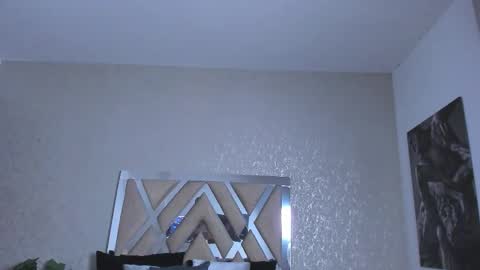 Snapshot of natt_collins chatting on 16, 12, 2025 Natalia online show from 16, 12, 2025