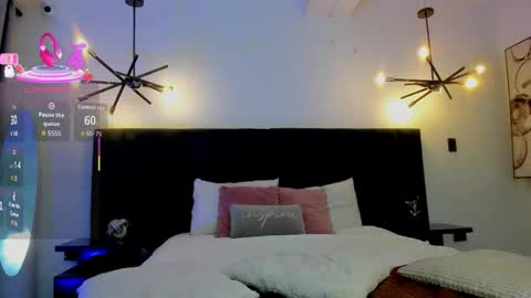 Snapshot of nattashaa7 chatting on 25, 9, 2025 nattashaa online show from 25, 9, 2025