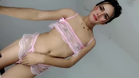 Nathalie smith online show from 17, 3, 2026