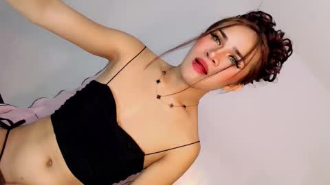 Snapshot of nattayah chatting on 23, 4, 2026 Nathalie smith online show from 23, 4, 2026