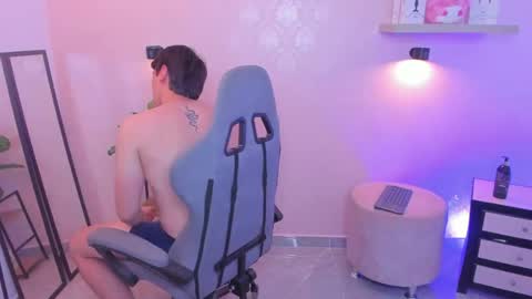 Nathaniel online show from 2, 4, 2026