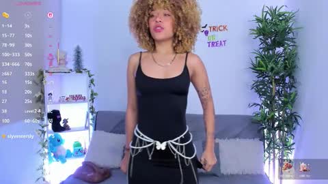 Snapshot of natty_romanof_1 chatting on 11, 11, 2025 natty online show from 11, 11, 2025