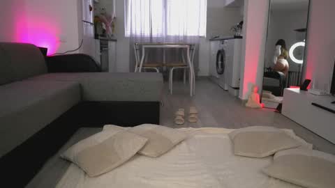 nattypierce online show from 7, 3, 2025